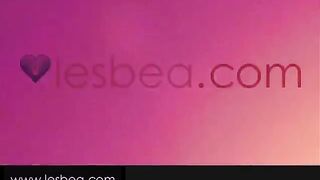 Incredible teen girls explore each other