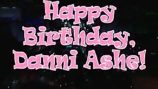 Girls in Love - Happy Birthday for a Lesbian Girl