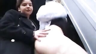 Peggy et Christelle Matures lesbo et exhib