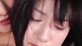 Lesbian LesSon's friend MOMO
