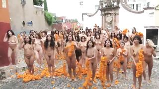 Nudist women group of Mexico