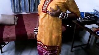 Recording hot Desi bhabhi