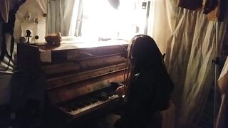 Saveliy Merqulove - The Peaceful Stranger - Piano Stranding