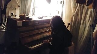 Saveliy Merqulove - The Peaceful Stranger - Piano Stranding