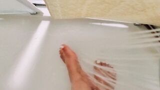 Washing my smutty soles (it tickles)