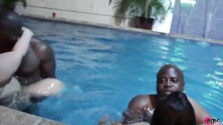POOLSIDE FUCKFEST FEATURING SWINGERS AND PORNSTARS