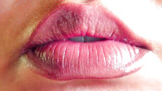 Throat Fetish POV: Lip Gloss