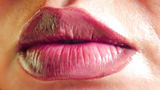 Throat Fetish POV: Lip Gloss