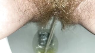 Zoom Pee in Latrine and Widen Twat Lips - Bunnie Lebowski