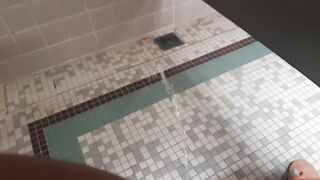 Pissing in gyms shower