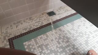 Pissing in gyms shower