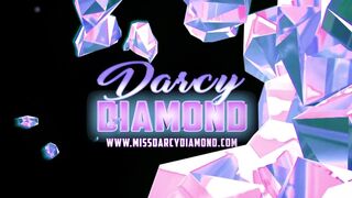 Small Tattooed Doxy uses Bang Machine Max Speed on Kitchen Table Trailer