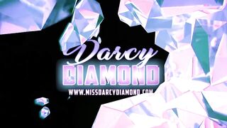 Small Tattooed Doxy uses Bang Machine Max Speed on Kitchen Table Trailer