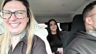 We called the candy vendor hotty from Farol! To be a porn actress and have great sex in our car! The nineteen-year-old accepted and we had great sex with her until that babe had a great climax.