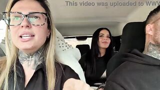 We called the candy vendor hotty from Farol! To be a porn actress and have great sex in our car! The nineteen-year-old accepted and we had great sex with her until that babe had a great climax.
