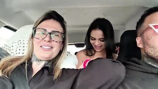 We called the candy vendor hotty from Farol! To be a porn actress and have great sex in our car! The nineteen-year-old accepted and we had great sex with her until that babe had a great climax.