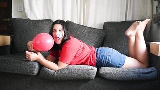 Play Until Pop in Red Balloon Sexy Session - Bunny Looner