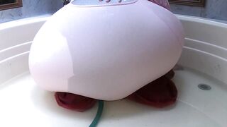 WWM - 2x Hotties's Shirt Fill to Burst Inflation