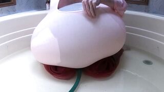 WWM - 2x Hotties's Shirt Fill to Burst Inflation