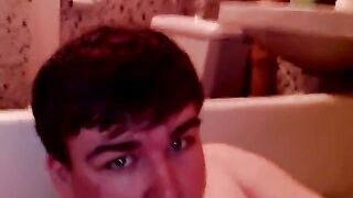 Артем сосет сам себе дрочит ногами лижет ноги self suck autofellatio self footjob