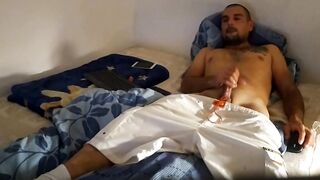 polish chap wanking to climax