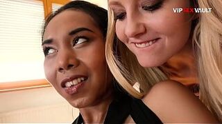Next Thing I Know This babe's Got My Boobs Out on the Bed... and This chab's Right There Willing to Bang My Cunt