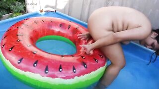 Watermelon Swimring Outdoors Pool Ride - Bunny Looner