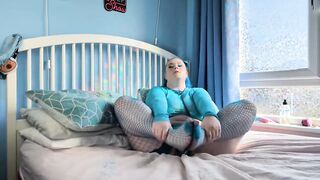 Worship My Legs & Feet - Solo Gal