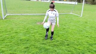 Transsexual football doxy! After training, it's time for a blow job!