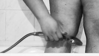 I spy on my step sister as this babe pees in the shower