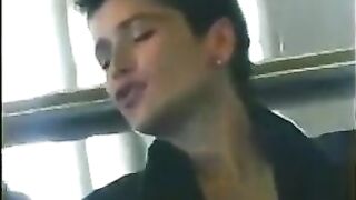 Exhib in aerorort. Fur coat