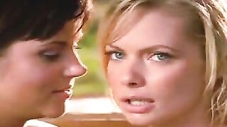 Tiffani-Amber Thiessen - Jaime Pressly