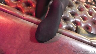 Legs in ebony opaque hose