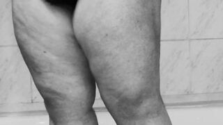 Plump mother I'd like to fuck shaves her vagina in the shower - ebony and white