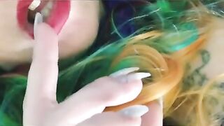 I love playing with my cunt in the mornings! Which minute did u CUM at?