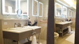 Hot Grandma has an incredible body in the shower