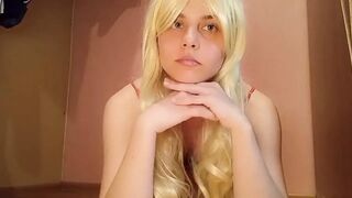 I'm a Youthful Sexy Doxy