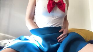 curvy sailor moon makes herself cum