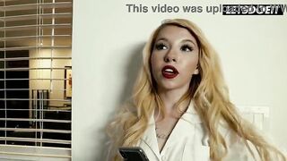 That guy Was Getting Head From a Thick Latin babe... Then Kenzie Reeves Dropped Down and They Shared His Rod