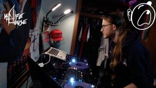 Sex Crazed Nymph Guzzles Cum & Drops A Chunky Load in U're Ear.mp4