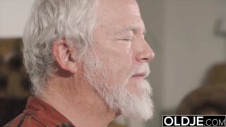 Throat drilled hardcore takes rod deepthroat in old vagina screw