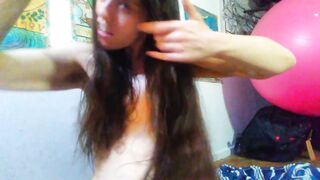 Darksome Haired Onlyfans Natural Gal PinkMoonLust Brushes Hair on her Head with Hairbrush