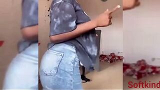 Afro black queen used dance to entice her maid