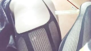 juguetona usa un sex toy grande