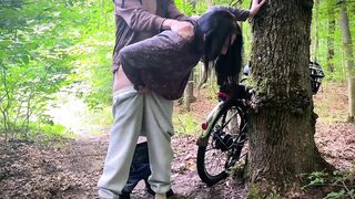 Dumb Brunette hair Broke Her Bike in the Woods & Pay with Her Twat for the Repair! Doggy position Screw