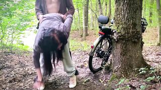 Dumb Brunette hair Broke Her Bike in the Woods & Pay with Her Twat for the Repair! Doggy position Screw