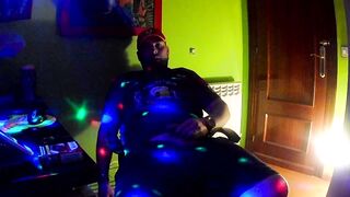 MASTURBACION MUSICA WEB WEB CAMERA