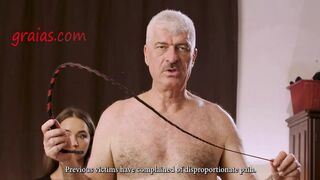 Poor Amateur Playgirl Suffers as Being Whipped on Chest