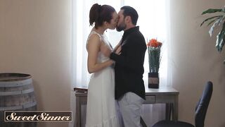 PLEASANT SINNER - Implacable Banging At Its Finest With Super-Hawt Freya Parker And Tommy Pistol