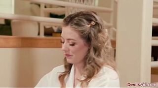 Masseuse River Lynn lets her boss experience nuru massage.The dude can feel her love button touching his skin.This guy screws her curly snatch after having oral-sex.